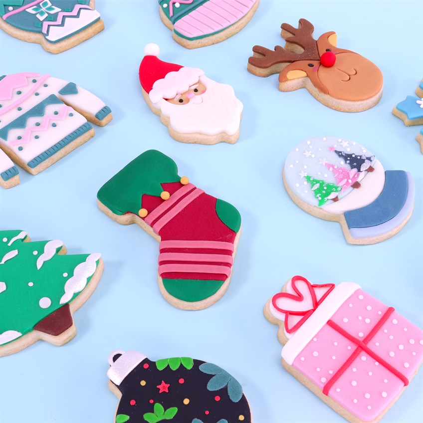 Our gift to you: a warm spiced cookie recipe!