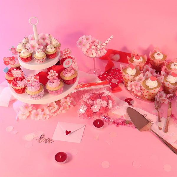 All you need is... Cake ❤