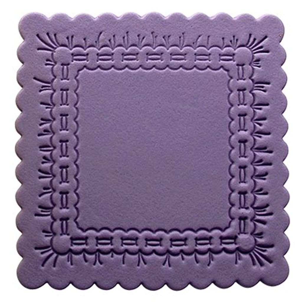 Frilly Pillow/Blanket Cutter