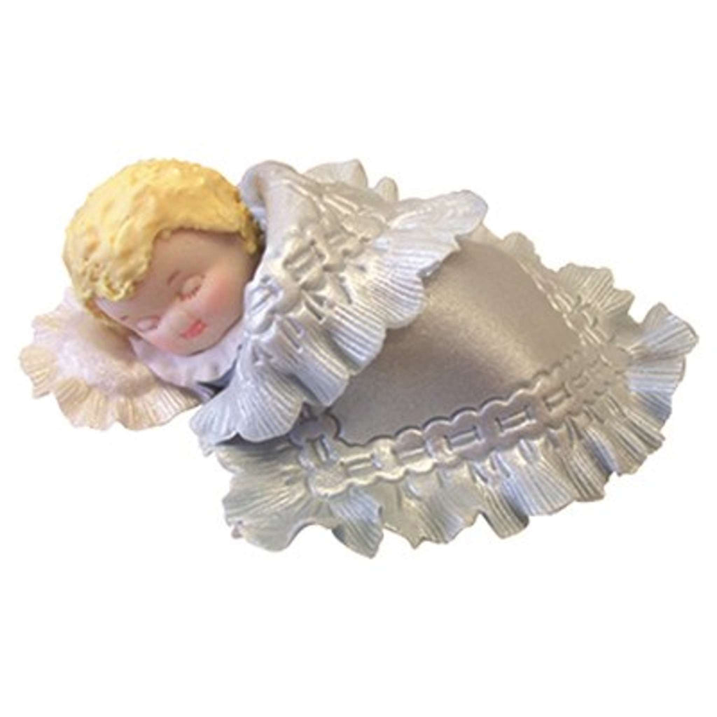Frilly Pillow/Blanket Cutter