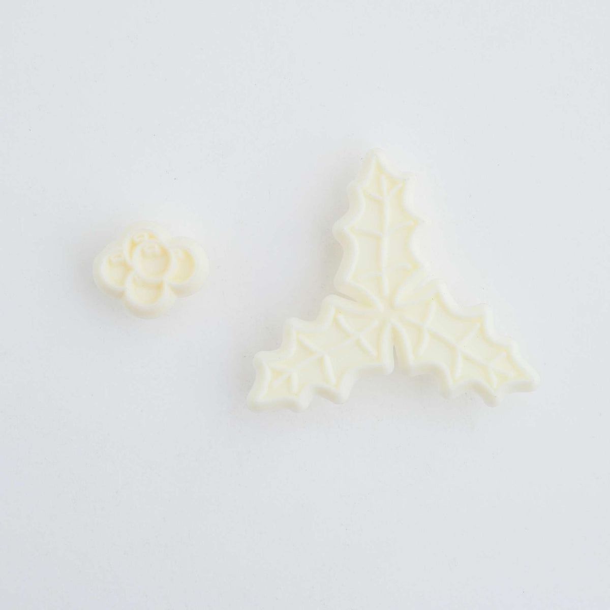Holly & Berries Set of 2