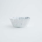 Cupcake-Förmchen folienbeschichtet - Silberfolien-Punkte 30er Pack