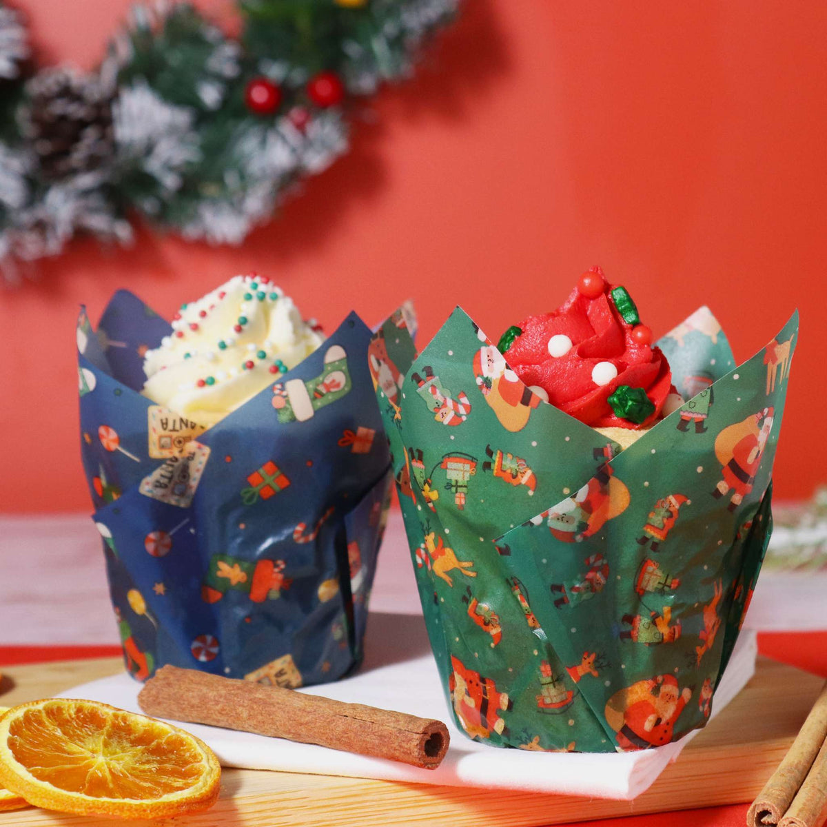 Tulipas Navideñas para Muffins - Taller de Santa (Set de 24)