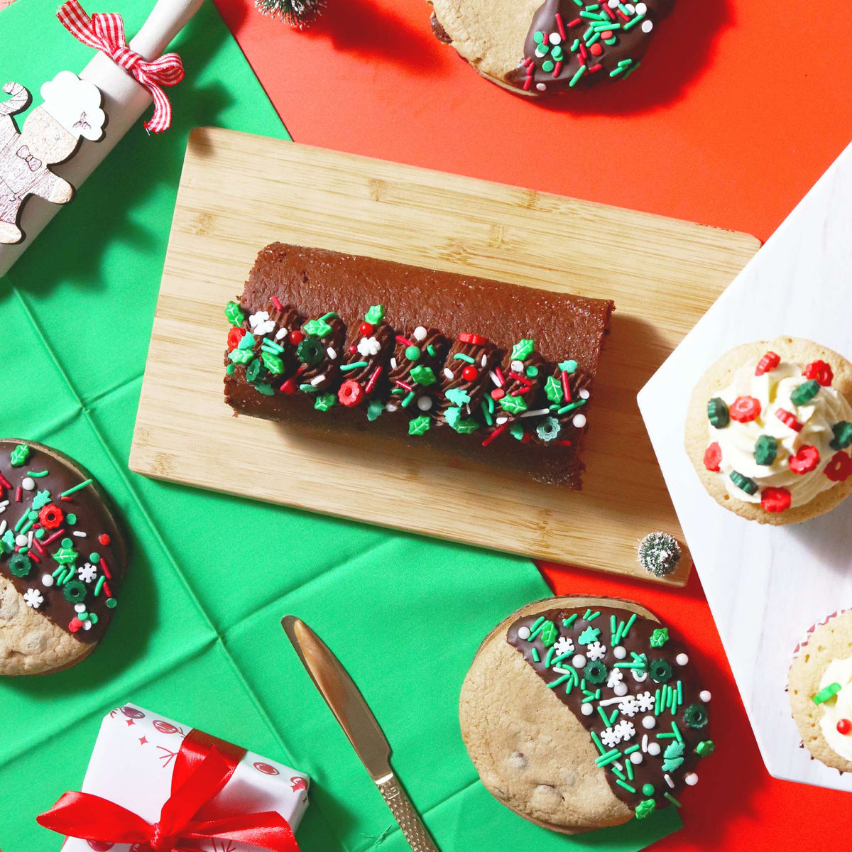 Noël Assortiment de Sprinkles de 6-en-1 - Décorons les Salles (158g)