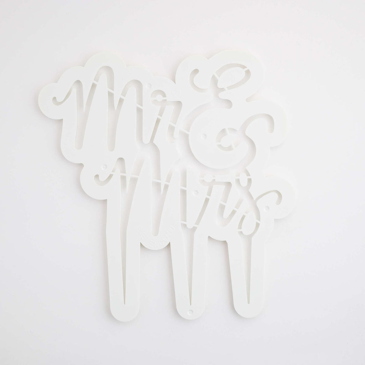 Emporte-pièces en plastique - Topper de gâteau "M. et Mme" en écriture script (185 x 195mm / 7,3 x 7,7 po)