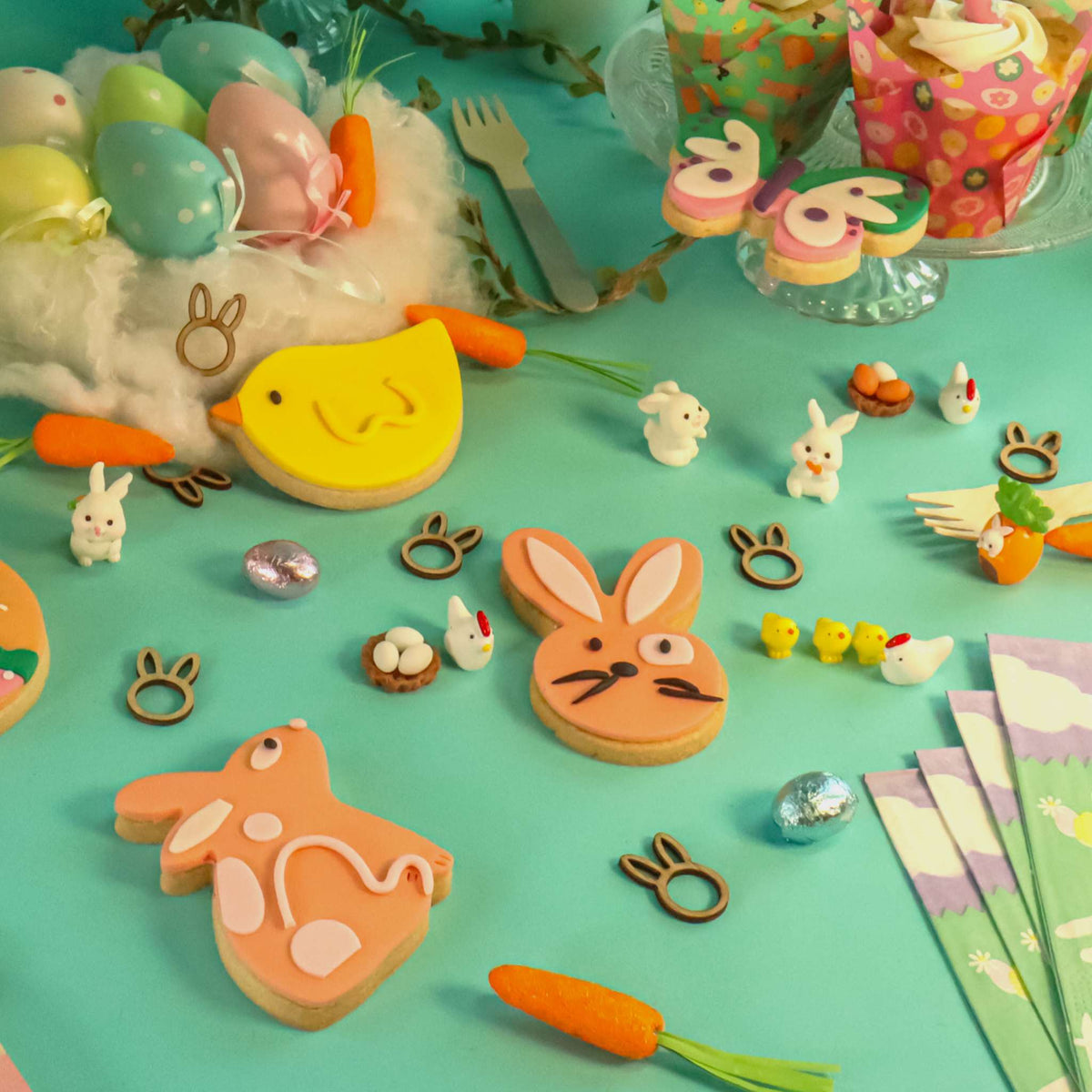Bunnies Cookie Cutters Set Of 2