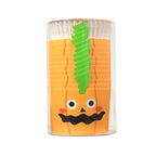 Halloween Kartonbackformen mit Cupcake-Förmchen - Kürbisfratze (12er-Set)