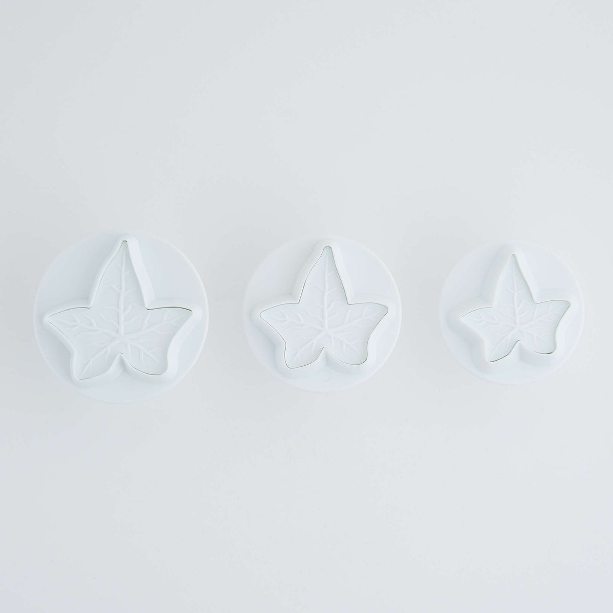 Large Veined Ivy Leaf Plunger Fondant Cutters Set Of 3